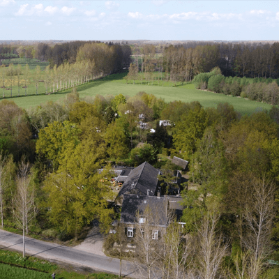 BlueWoods blauw kamperen in het Groene Woud